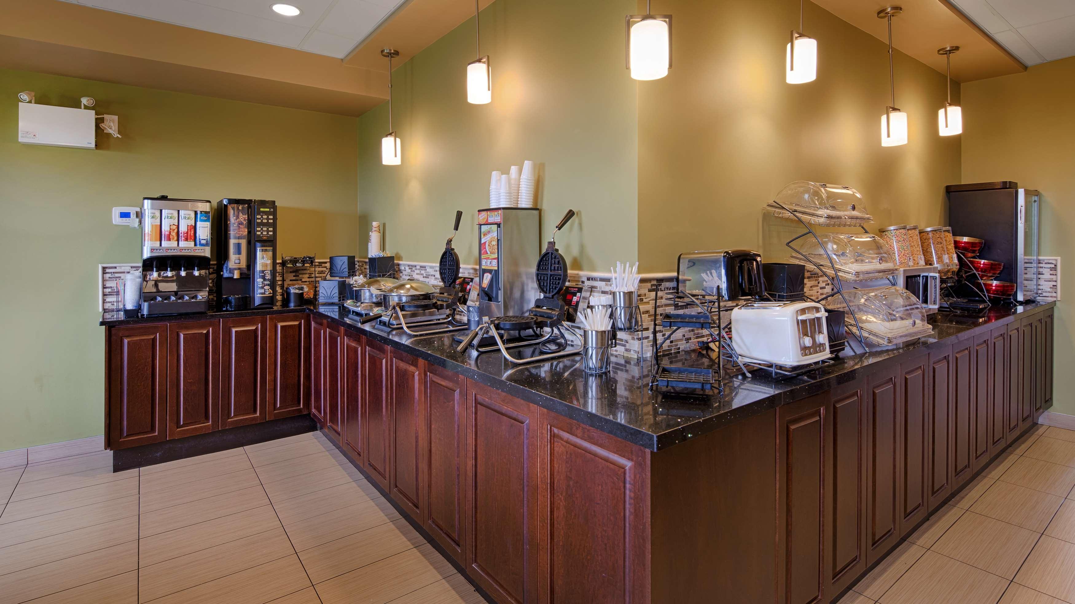Best Western Plus Moose Jaw Zewnętrze zdjęcie