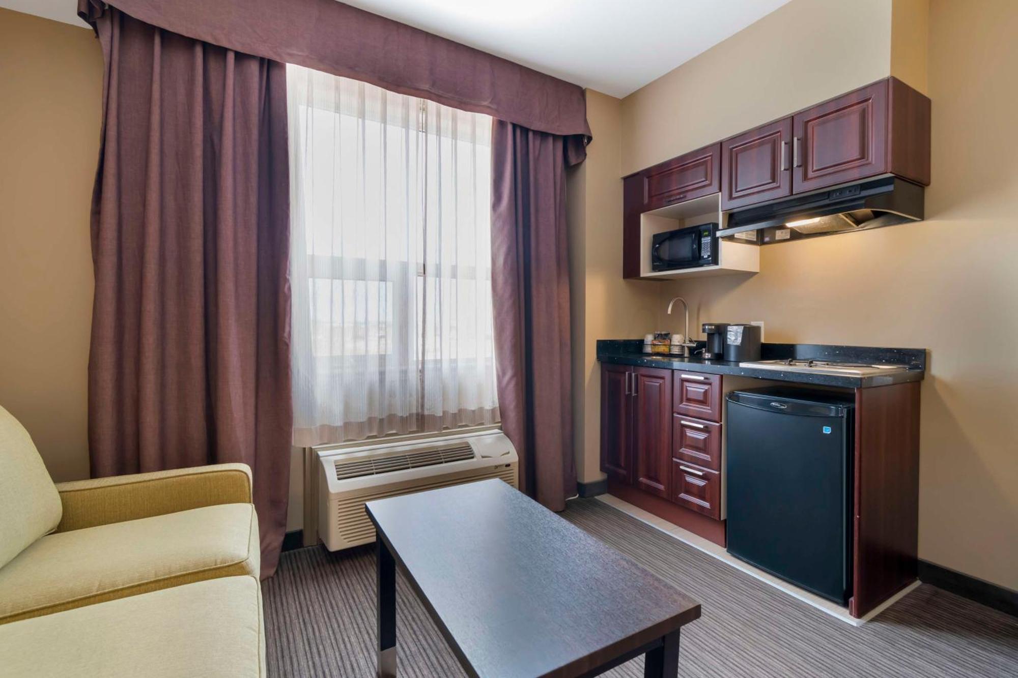 Best Western Plus Moose Jaw Zewnętrze zdjęcie